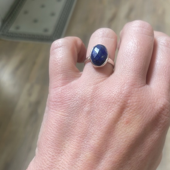 Large lapis lazuli gemstone ring in size 6.25 sterling silver - Picture 8 of 8
